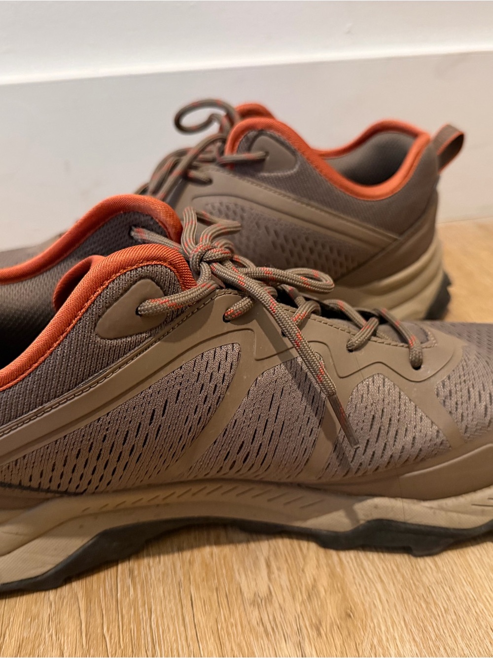 Eddie Bauer Pinnacle Low Men’s Trail Hiking Shoe - Size 10.5